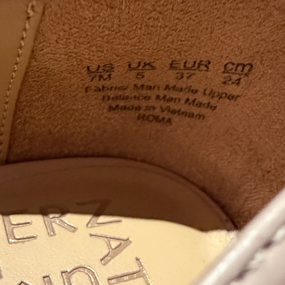 Naturalizer Women's Cream Open-Toe Flats - Picture 3 of 5